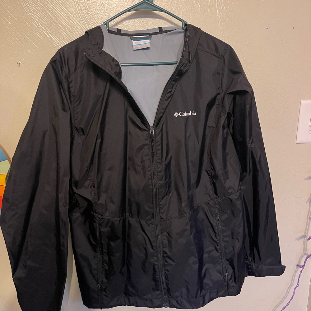 Columbia Women’s Lightweight Raincoat